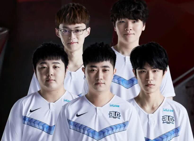 国豪努力全白费了blg中单fofo依旧是首发金角转为辅助