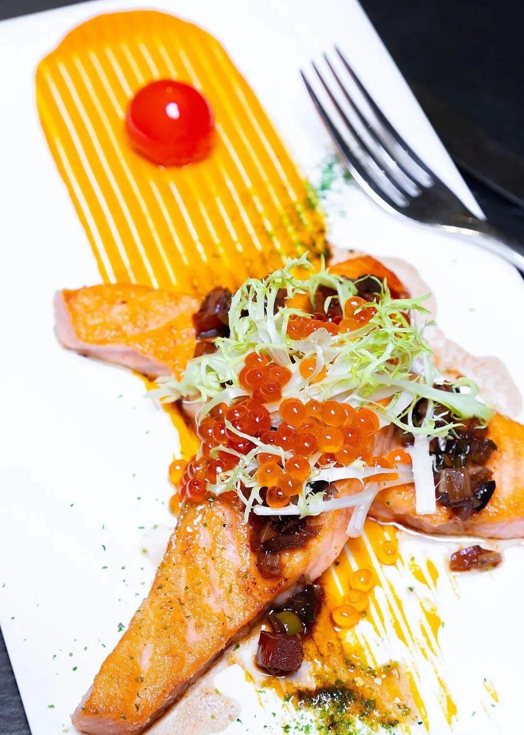 探秘/ 厦门离大海zui近的低奢法餐厅,仿佛去了一趟法国_格兰