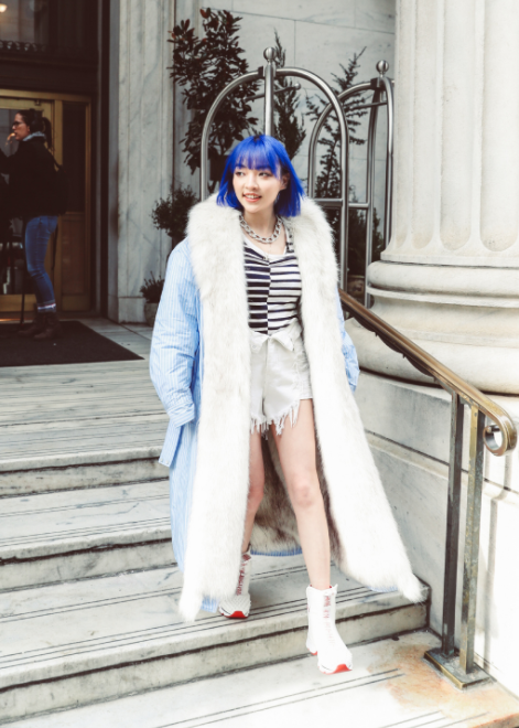 发福染非主流蓝发,亲妈都难认出来_vava