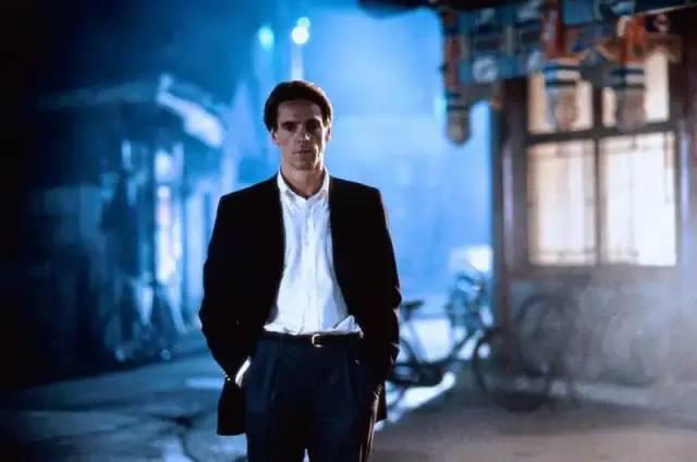 他是洛丽塔男主畸形恋专业户也是禁欲系不老男神