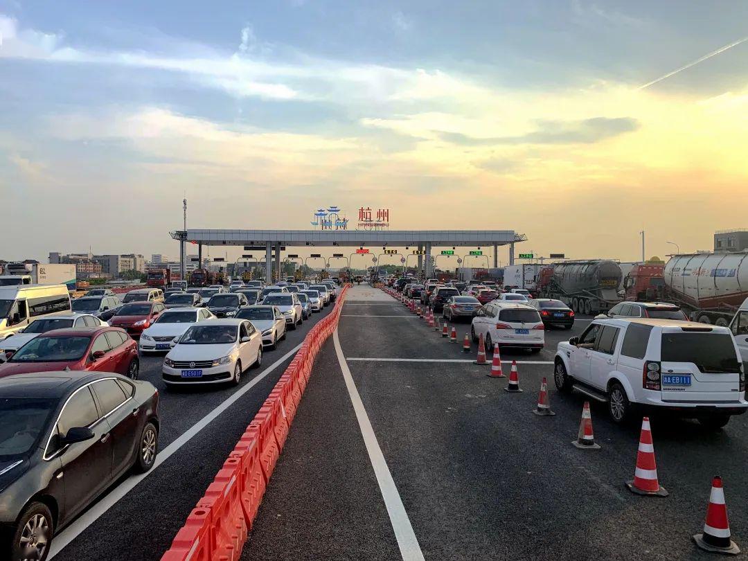 公路中心圆满完成五一杭州高速公路保通保畅工作