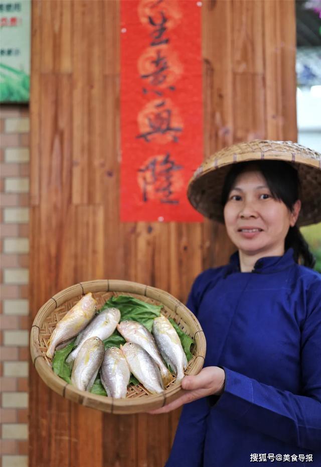 早在上个月,就有人向记者爆料:南沙十四涌的"疍家妹",自二月底以来就