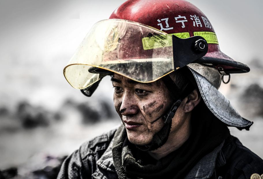 中国消防英雄照片图片