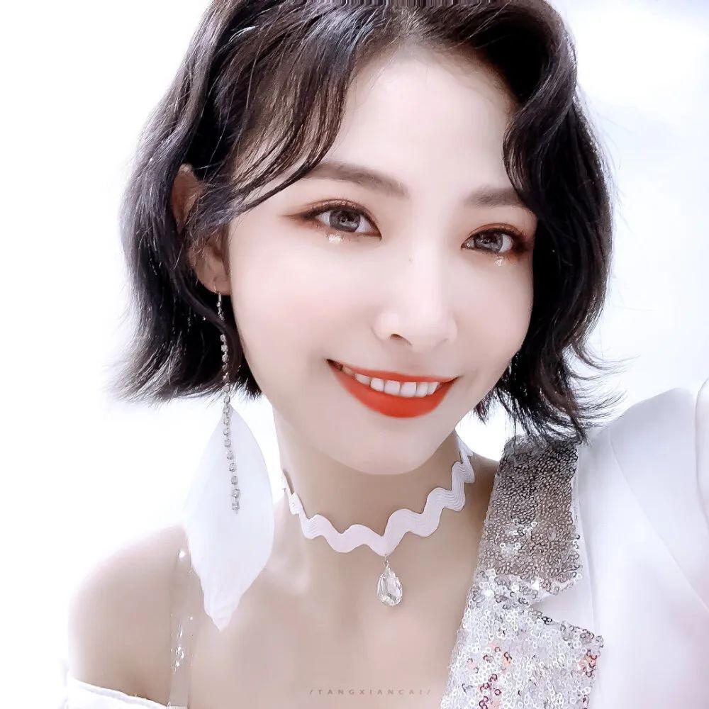 【微信头像】许佳琪_故事