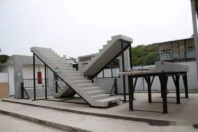 施工图设计阶段要与其他各专业同步提出预制装配式设计送审图纸,设计