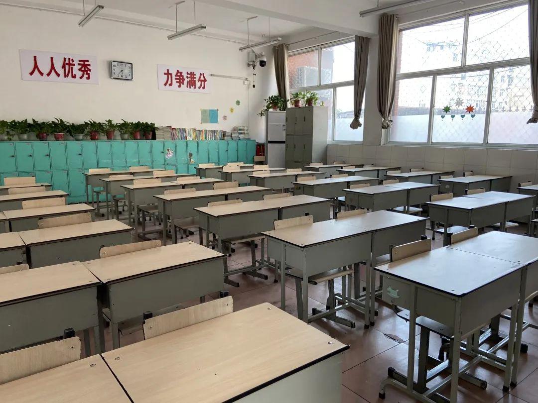【永威小学】举行"美丽教室"评比活动_班级