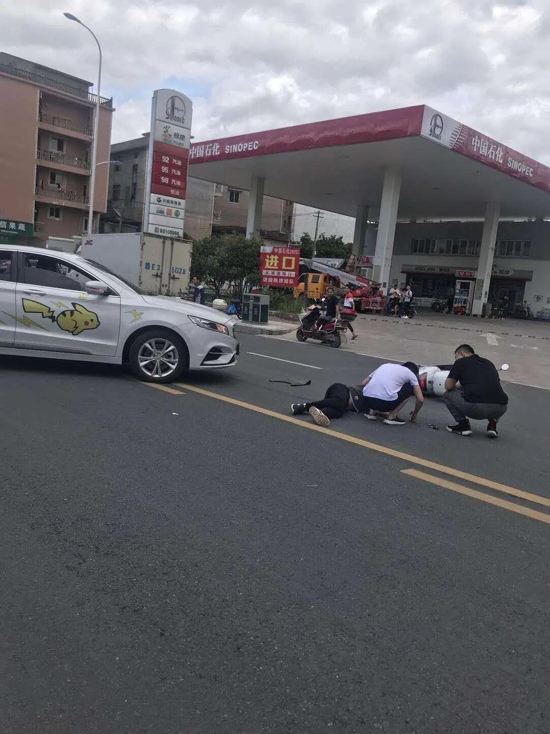 上饶车祸新闻图片