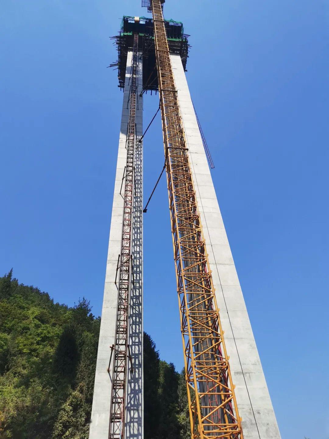 贵州沿印松五分部最高墩0号块浇筑完成!