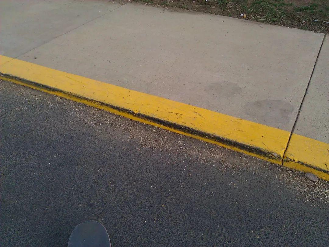 马路牙子滑板文化的起源curbs