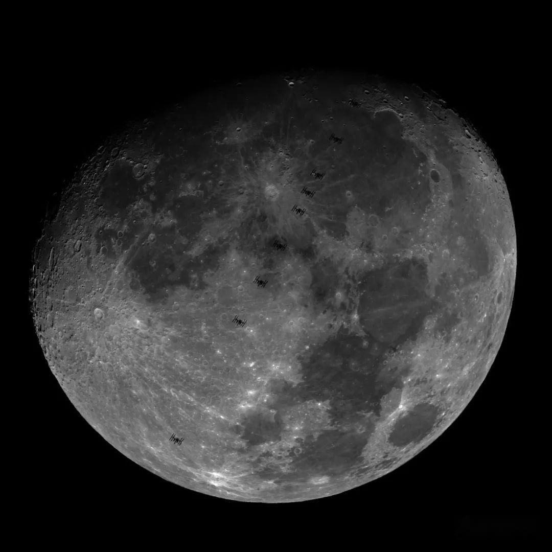 今晚"超级月亮"又又又来了!网友:我该换手机了?