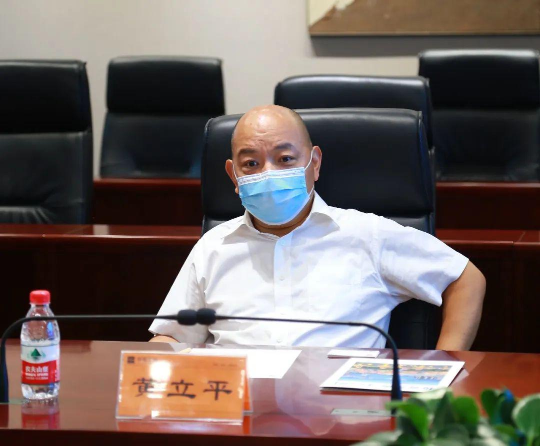 新洲区副区长阳逻开发区管委会主任陈晓红一行考察调研中电光谷