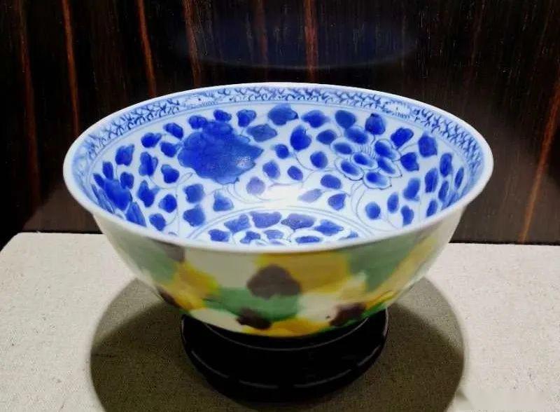 沈伟器物鉴赏之康熙虎皮三彩一器一解