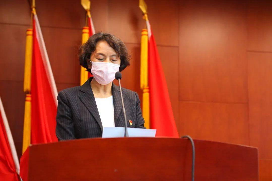 办事处副主任赵春涛解读《兴丰街道生活垃圾分类行动方案》,部署