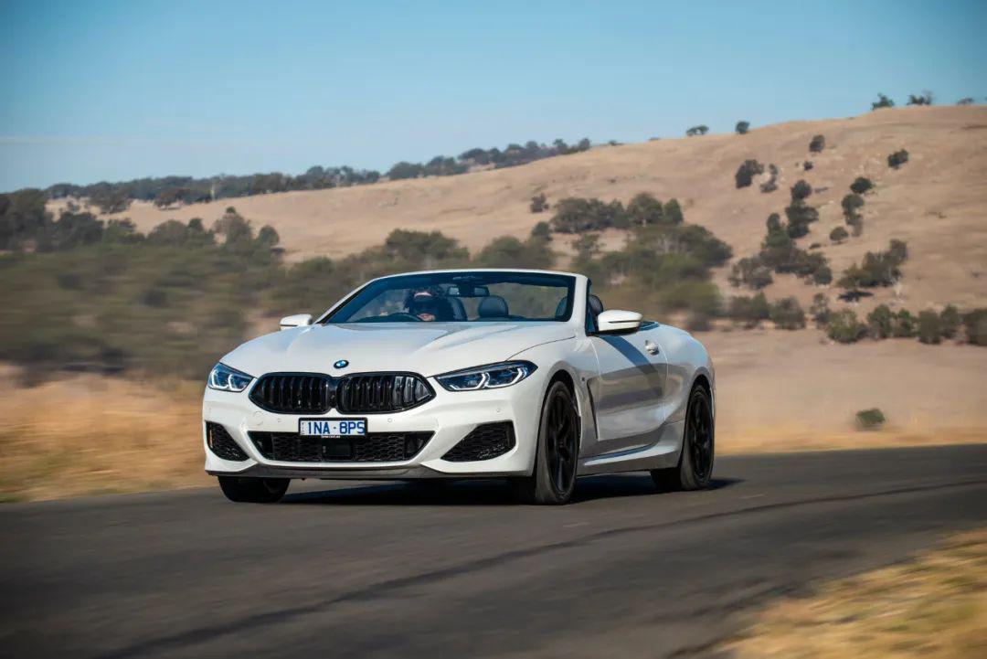 宝马8系敞篷车满足你所有想象!