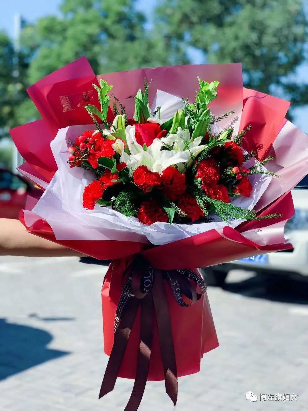 她关注|暖,母亲节鲜花礼!阿左旗妇联为您"花"点心思!