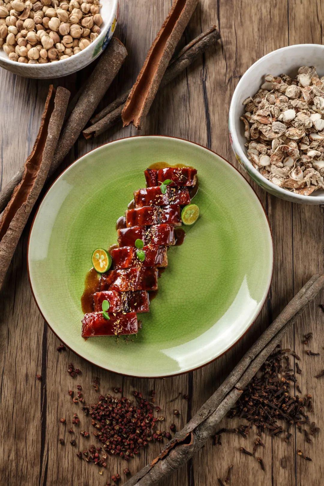 北京国贸大酒店中餐行政总厨董锦波专访丨菜式的融合是适者生存食客