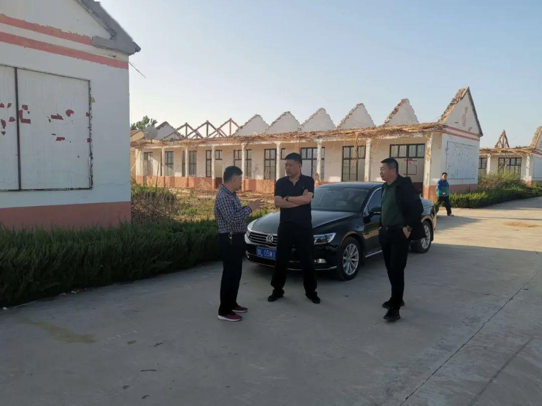 随后,刘强一行到莒县龙山正基商贸中心就项目建设,运营管理等方面进行