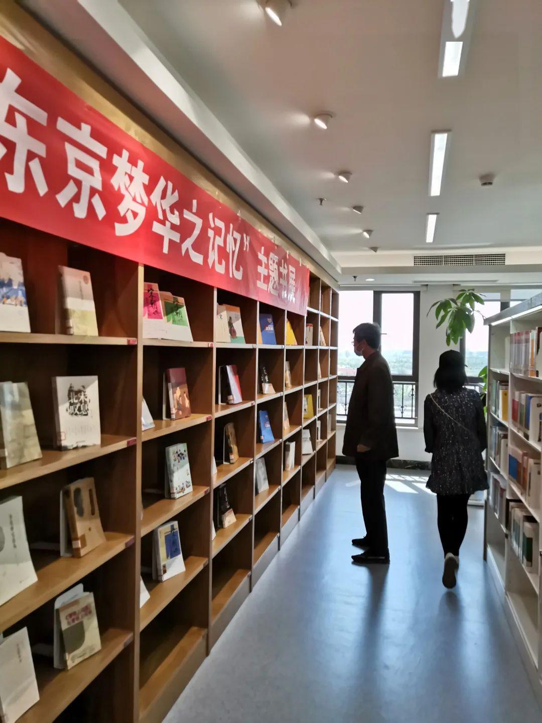 开封市图书馆为保证阅读服务的正常进行和读者的健康安全,进行了一