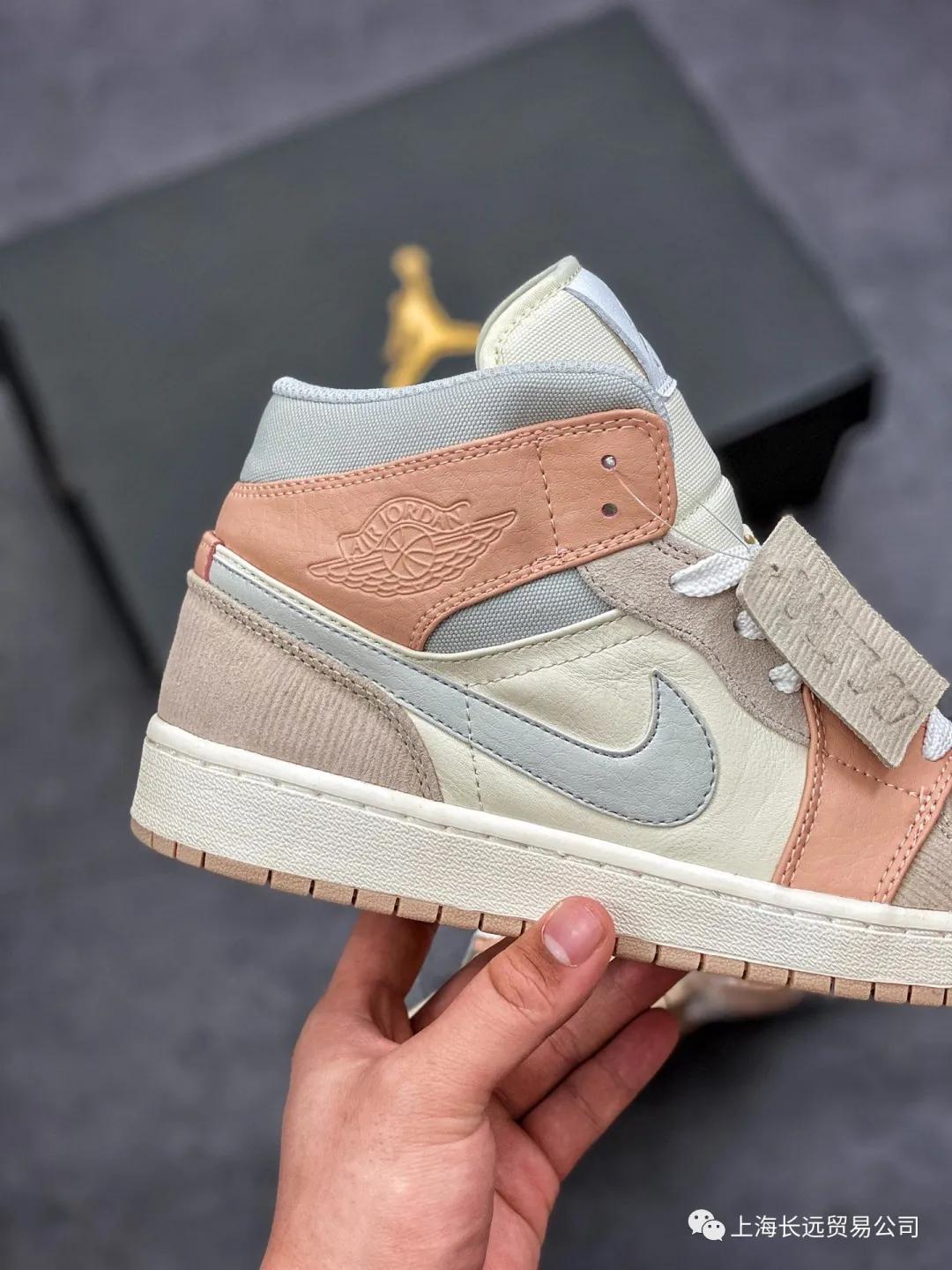 aj1板鞋airjordan1midmilan米兰中帮白搭