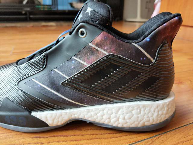 adidas t-mac millennium2:519元的麦迪签名篮球鞋,难道不香吗?
