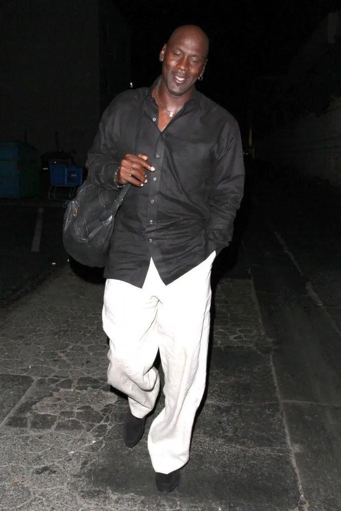 追thelastdance同时我们该如何审视乔丹的着装风格