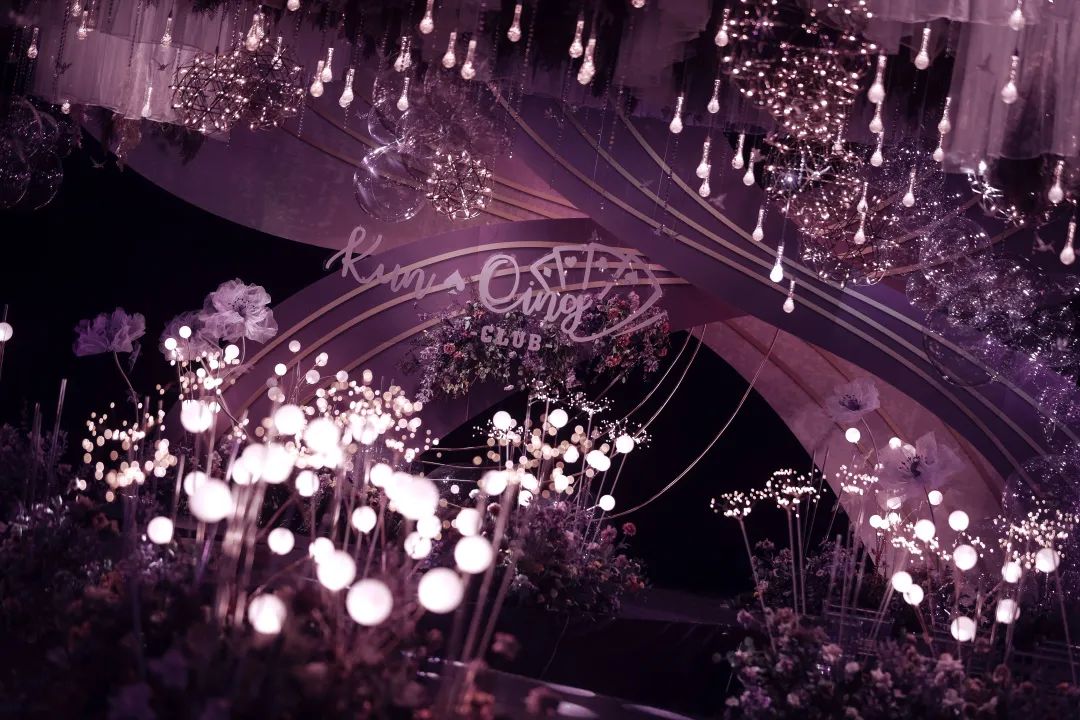 原创我们都是宇宙中的尘埃但你是我唯一的玫瑰特别的紫色星空婚礼