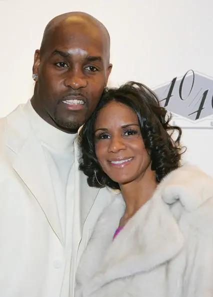 奥拉朱旺15岁时开始打篮球,所以当他上大学时,他已经准备好进入大联盟