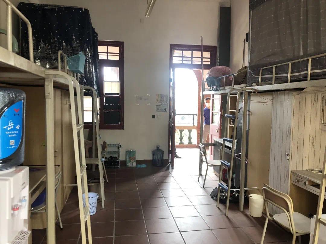 为爱忙碌这是我集牵挂的宿舍