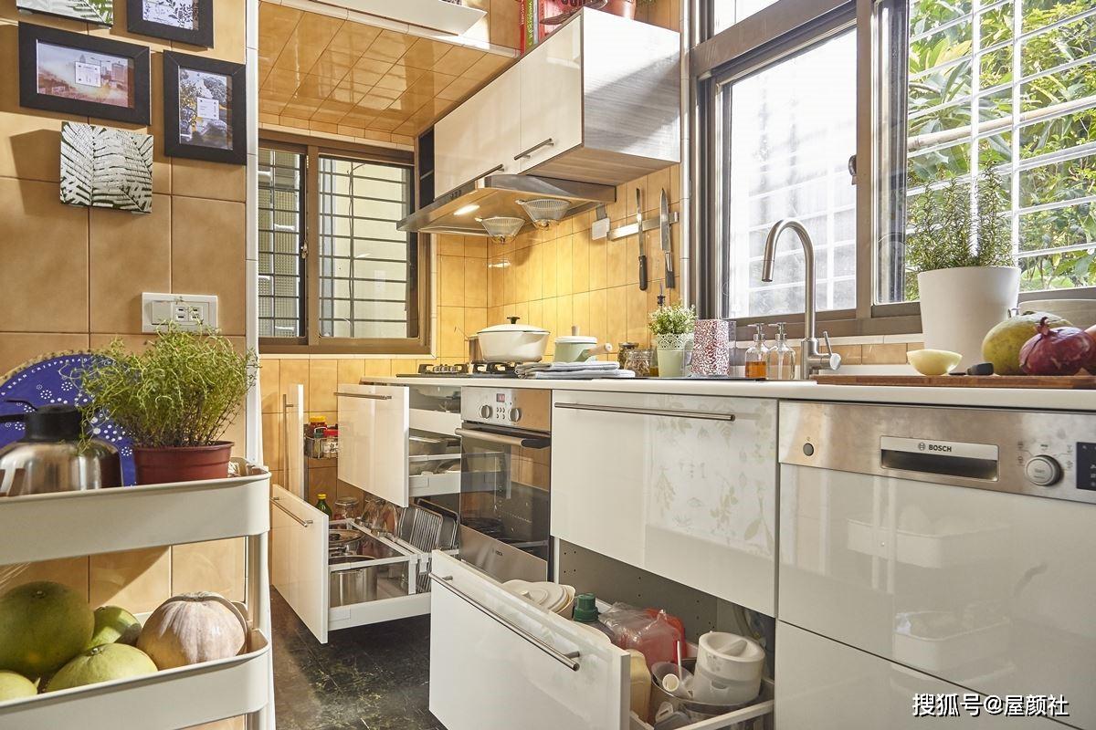 姐弟携手爆改20年的老灶台网友惊呼厨房改造的教科书