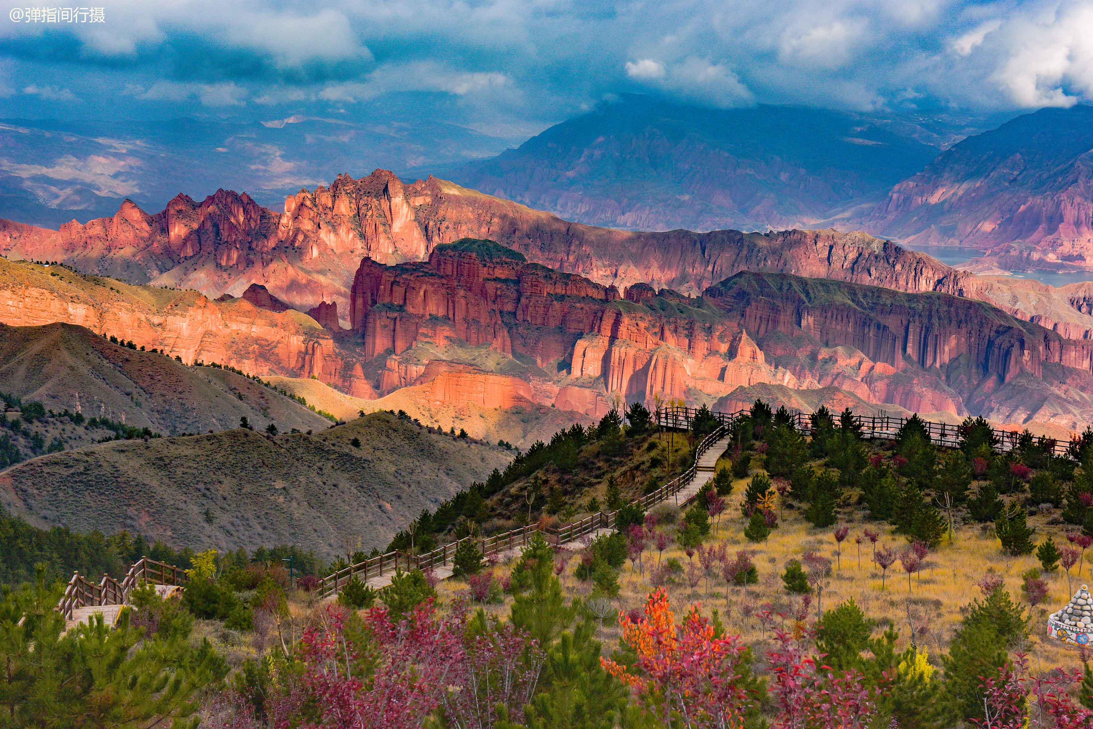 中国4处小众丹霞风光奇山怪石赤红如霞美如仙境却少有人知