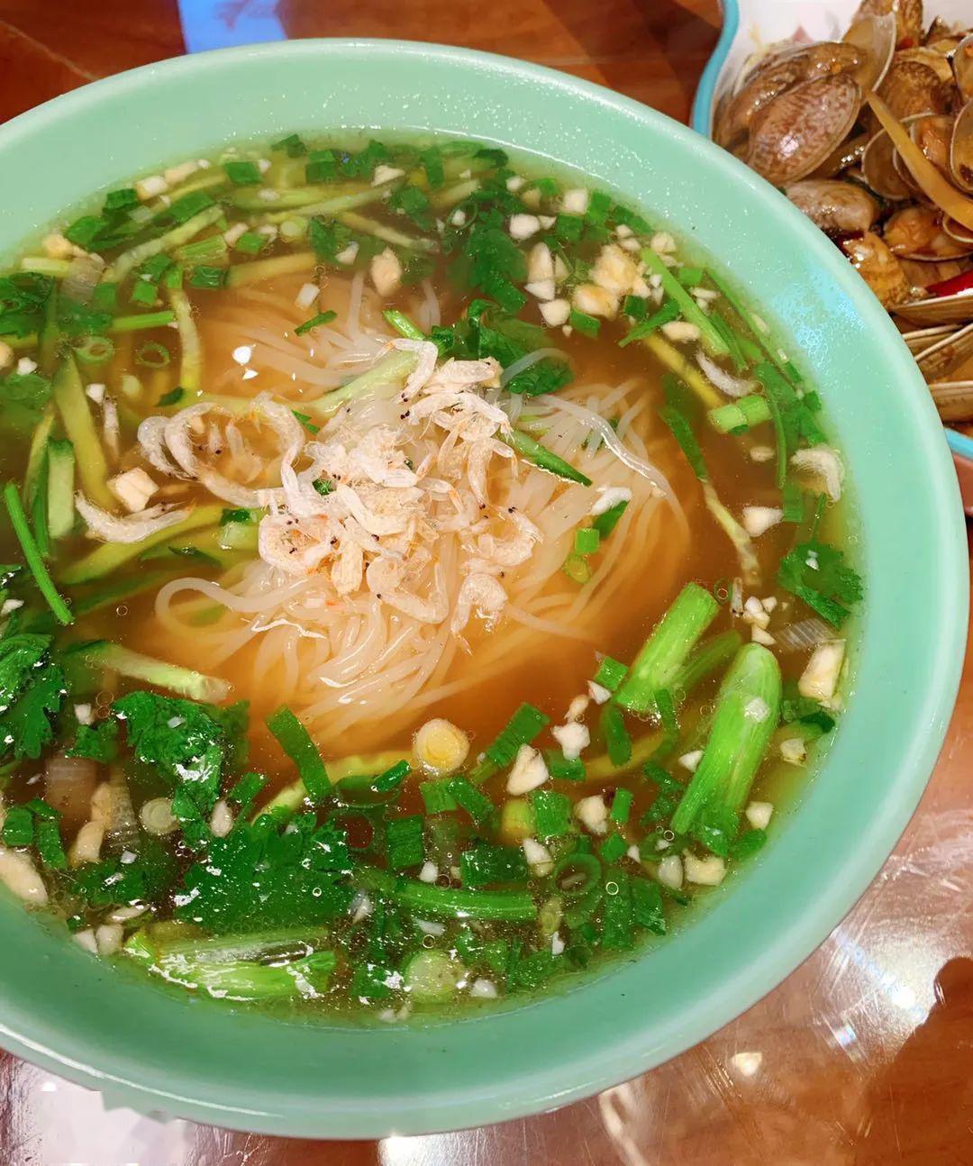 长春这家开了22年的抻面馆,有人不远几十公里也过来吃,忒实在_烧烤