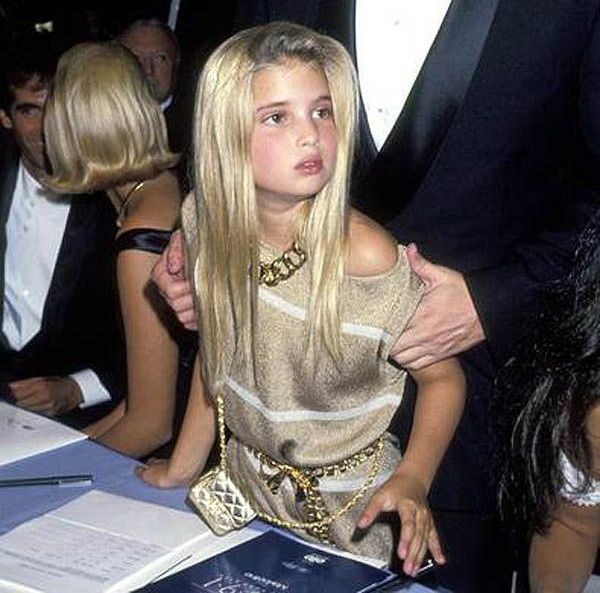 从少女模特到第一千金伊万卡蜕性感剪短发越来越像希拉里了