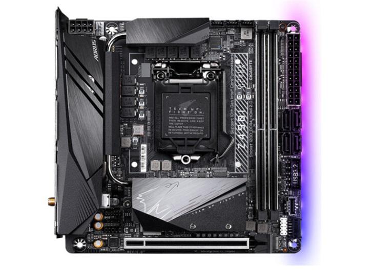 it之家了解到,技嘉z490i aorus ultra为itx版型设计,8相直出供电,搭载