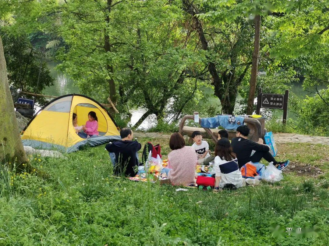 旅游30000客人五一假期畅游小河湾