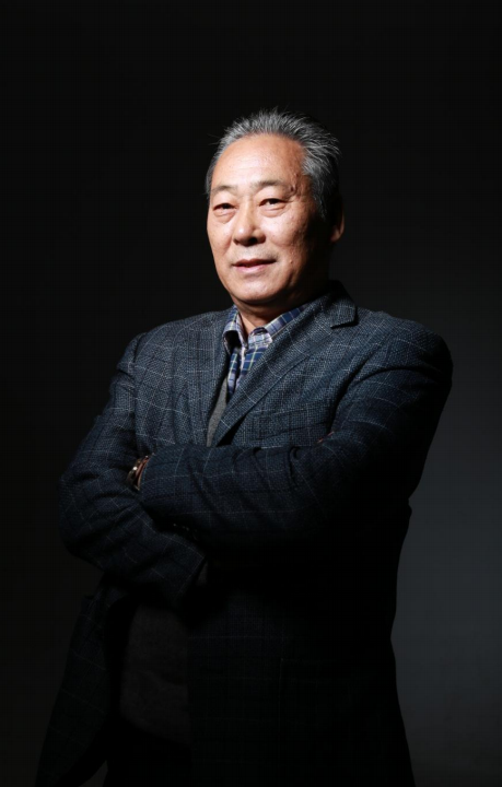 热烈欢迎国家一级演员柳玉林教授加入艾辰影视!