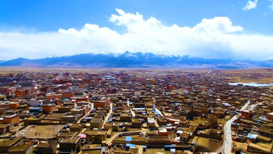 美丽乡村印象天空之城里的艺术之乡车马村