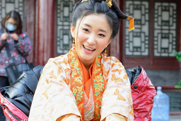 原创《甄嬛传》中的富察贵人,《知否》中的余嫣红,都是不好惹的角色