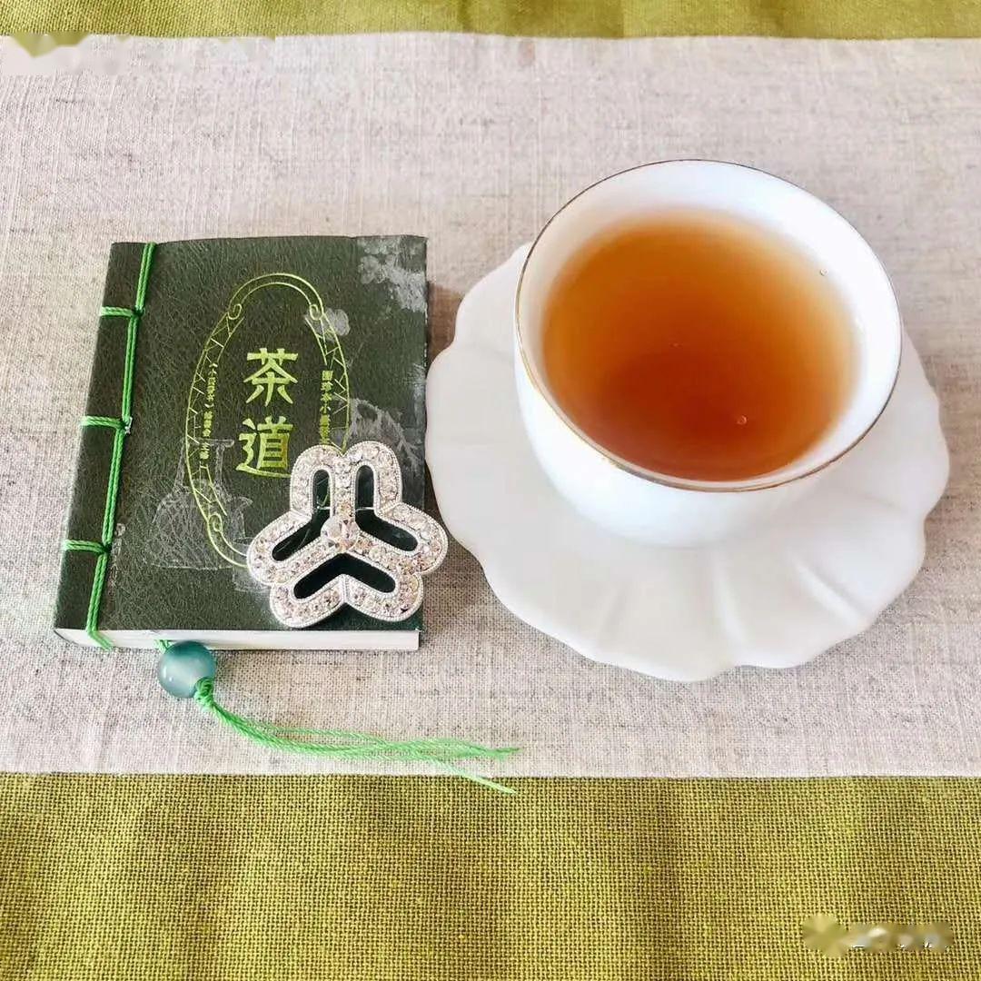 茶旅昌宁茶乡新绿醉茶人任性在春光里