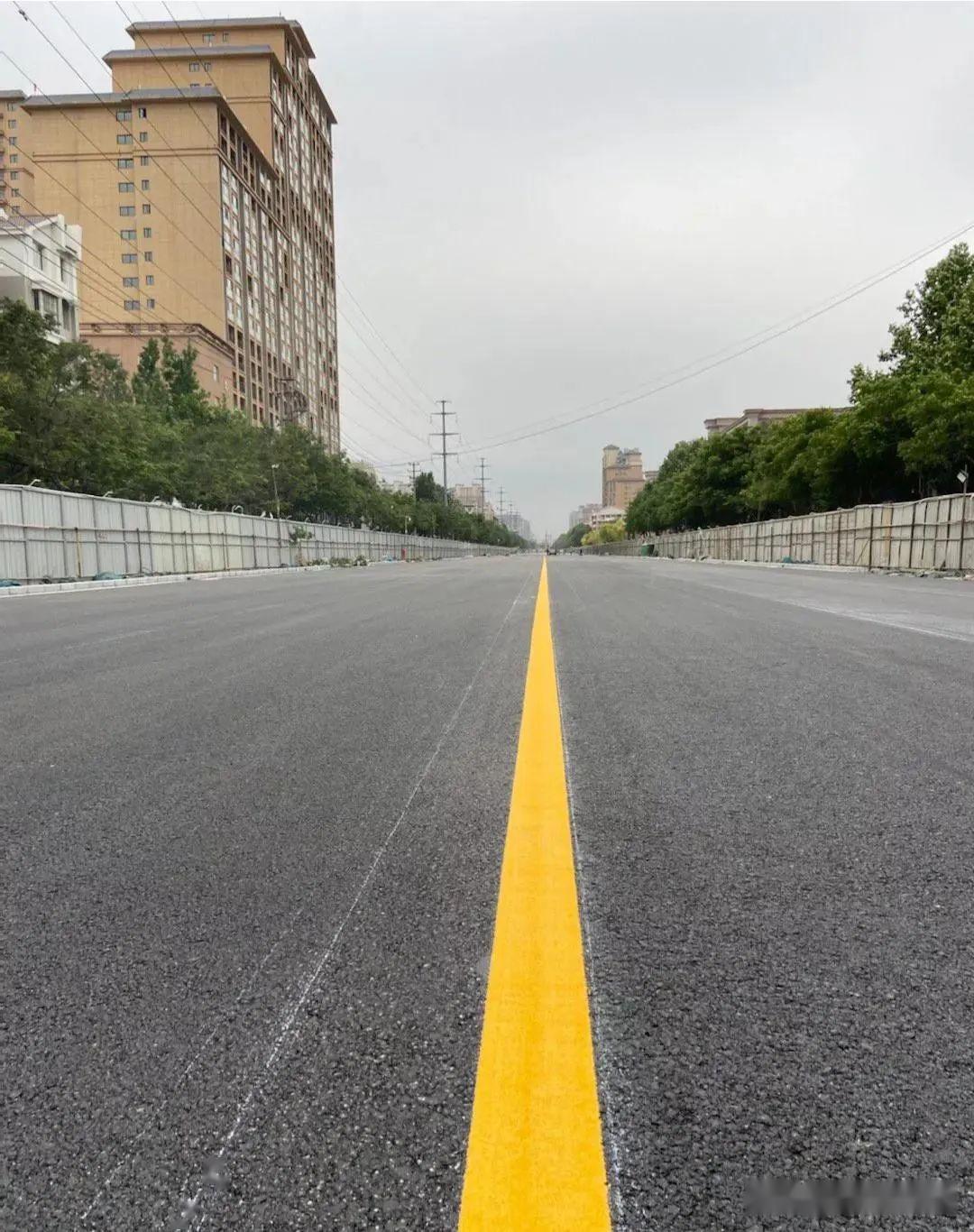开封人黄河大街北段快车道通车啦