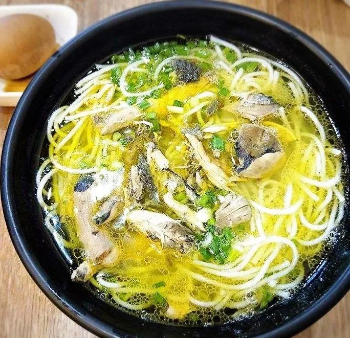 土鸡米线(开远地区)