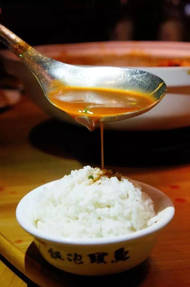 曾庆伟谈吃鱼汤泡饭回味长