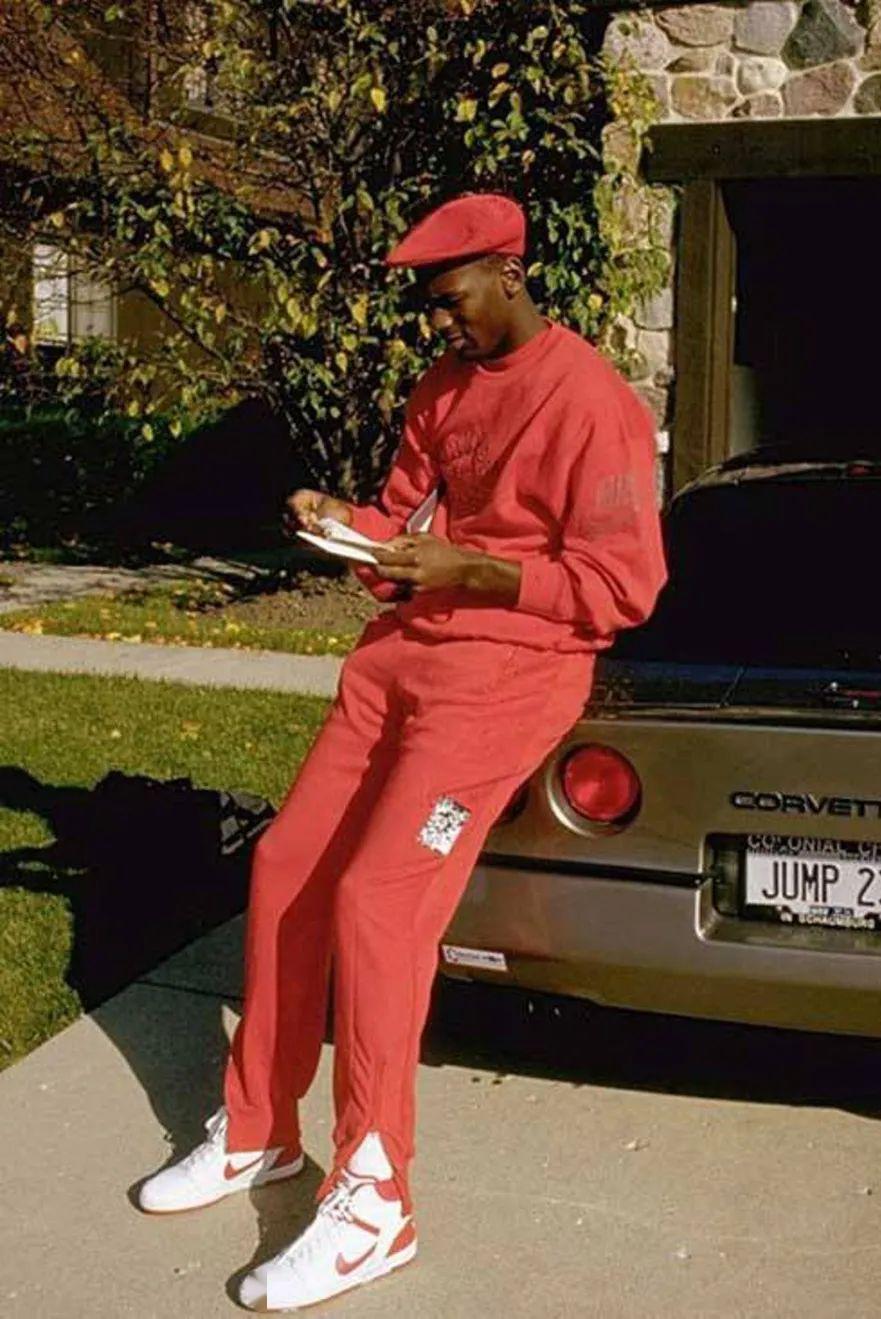 追thelastdance同时我们该如何审视乔丹的着装风格