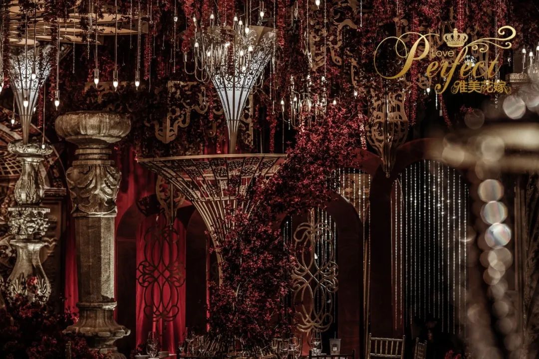 欧洲复古宫廷风婚礼奢华的金光四溢高贵又大气