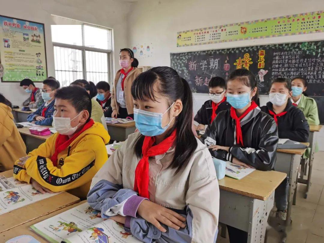 丁沟小学复课第一天工作掠影一丝不苟防疫情有条不紊抓常规