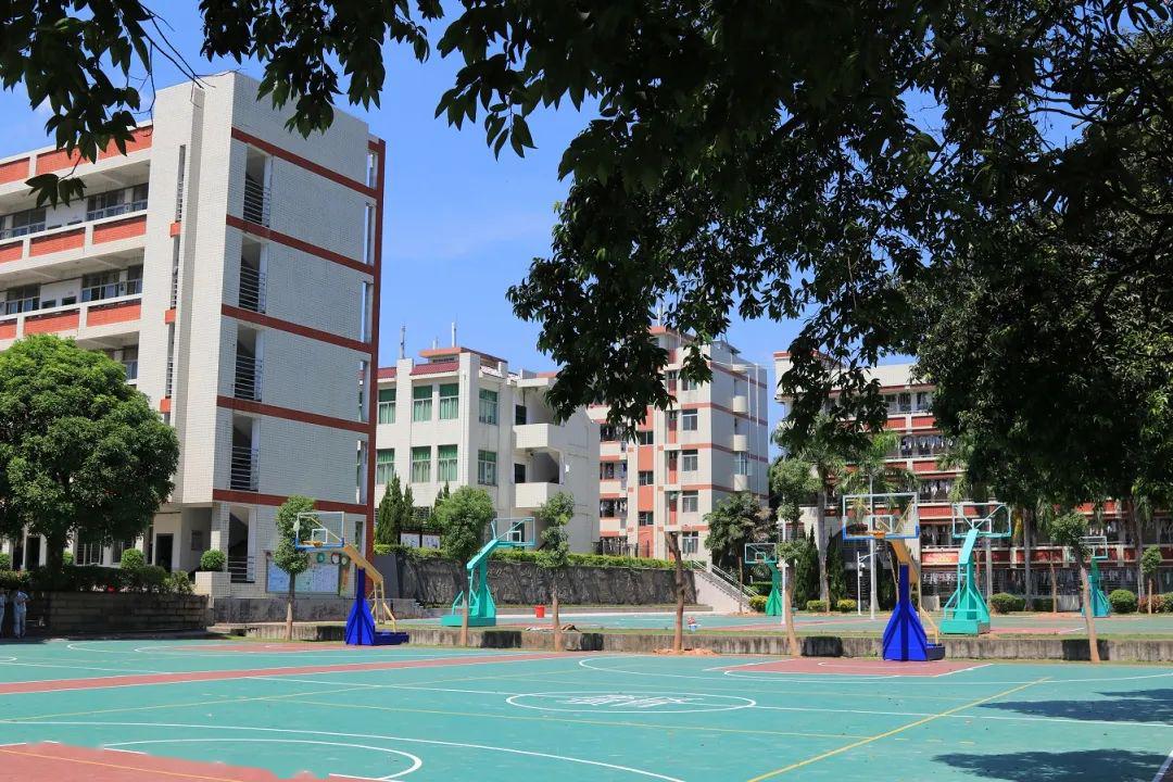 泉州市马甲中学全面复学返校告家长,学生须知