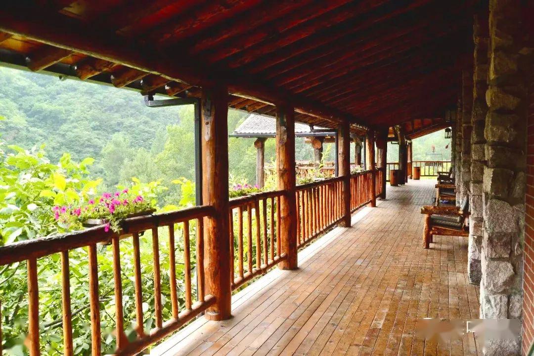 鹿鸣山居 | 山居赏云阁