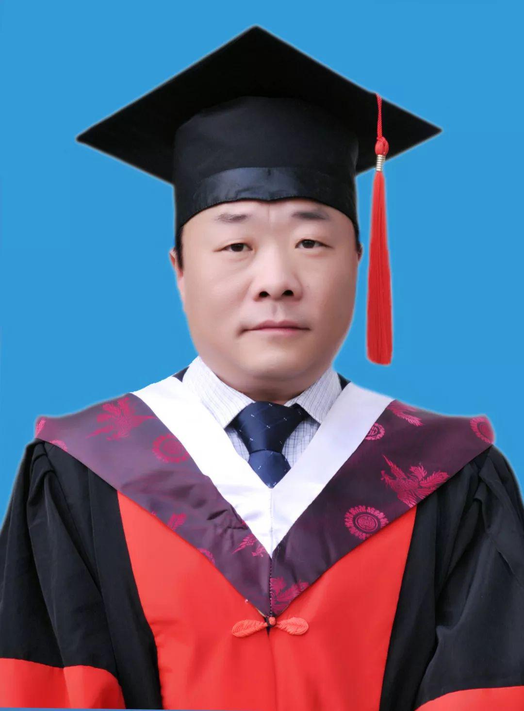 中医门诊专家简介:何本鸿向上滑动阅览职务职称:利川市人民医院院长