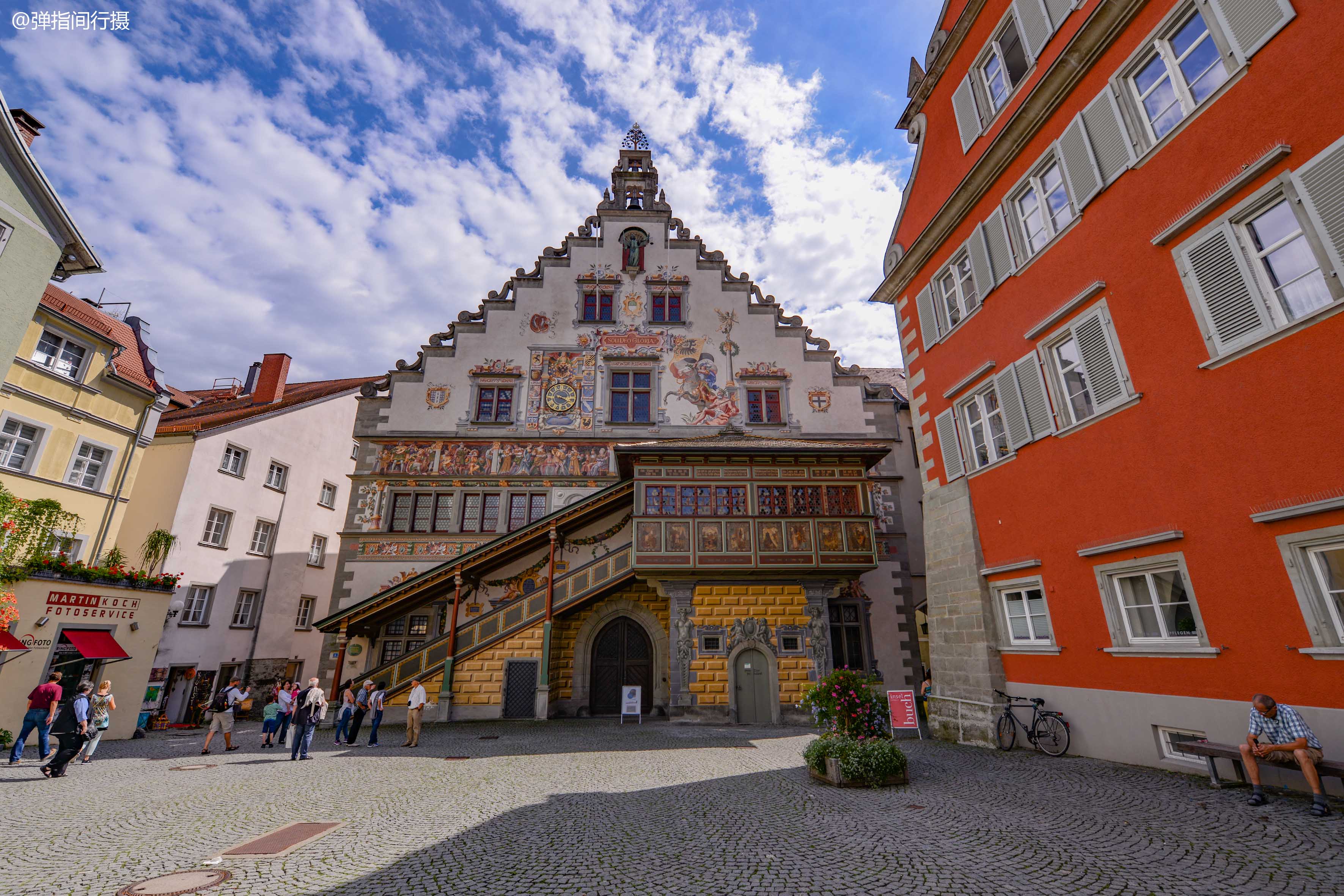 漫步在小岛上的主街马克西米利安大街(maximilianstrasse),像是穿越在