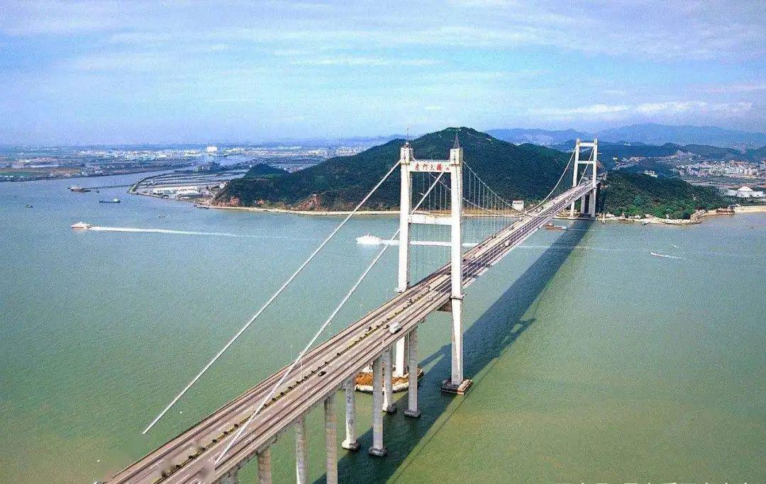 位于珠江口狮子洋上,于1997年建成通车