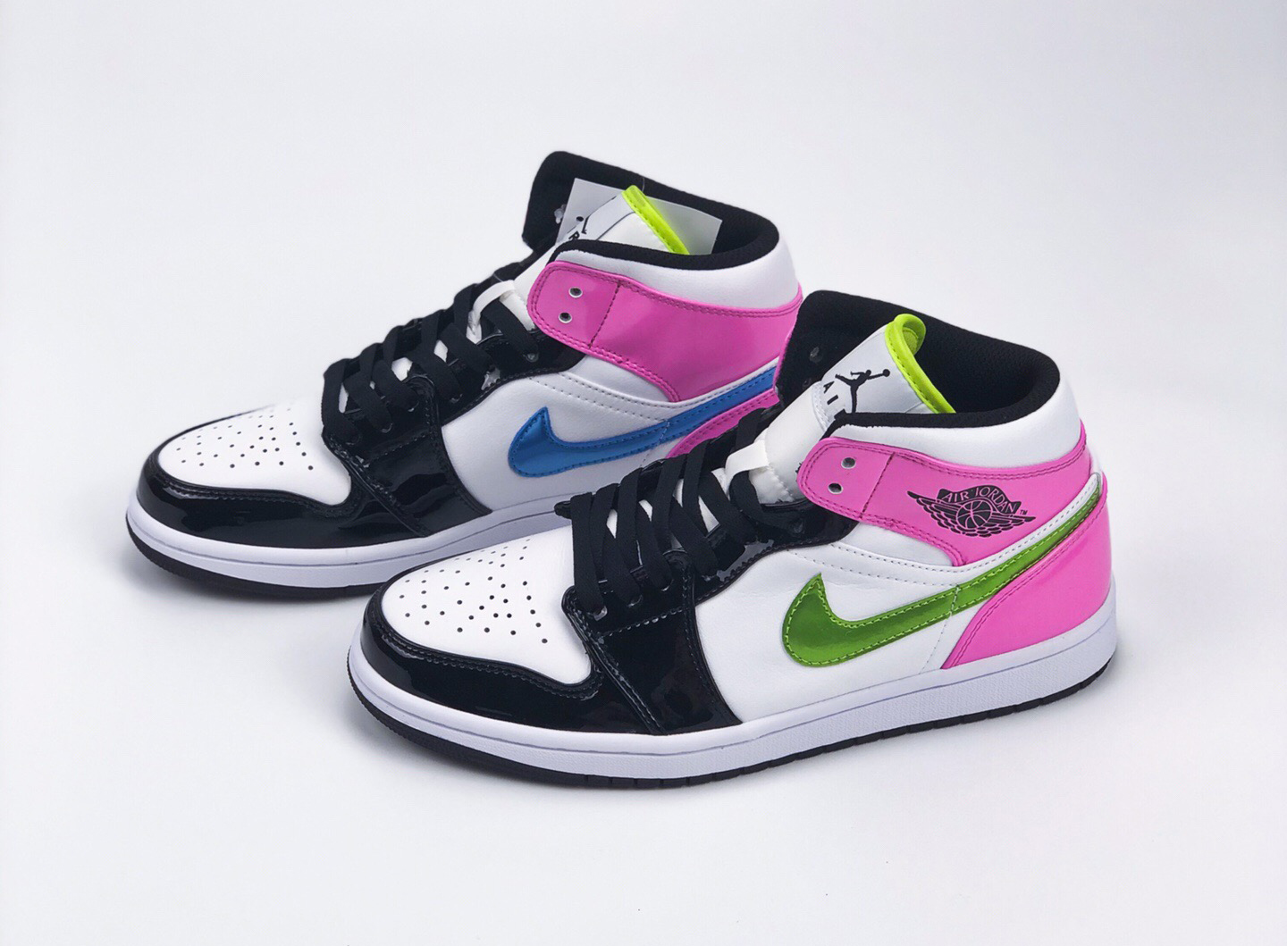 aj1乔丹61帮中69airjordan1midgspatentmulti糖果漆皮篮球鞋